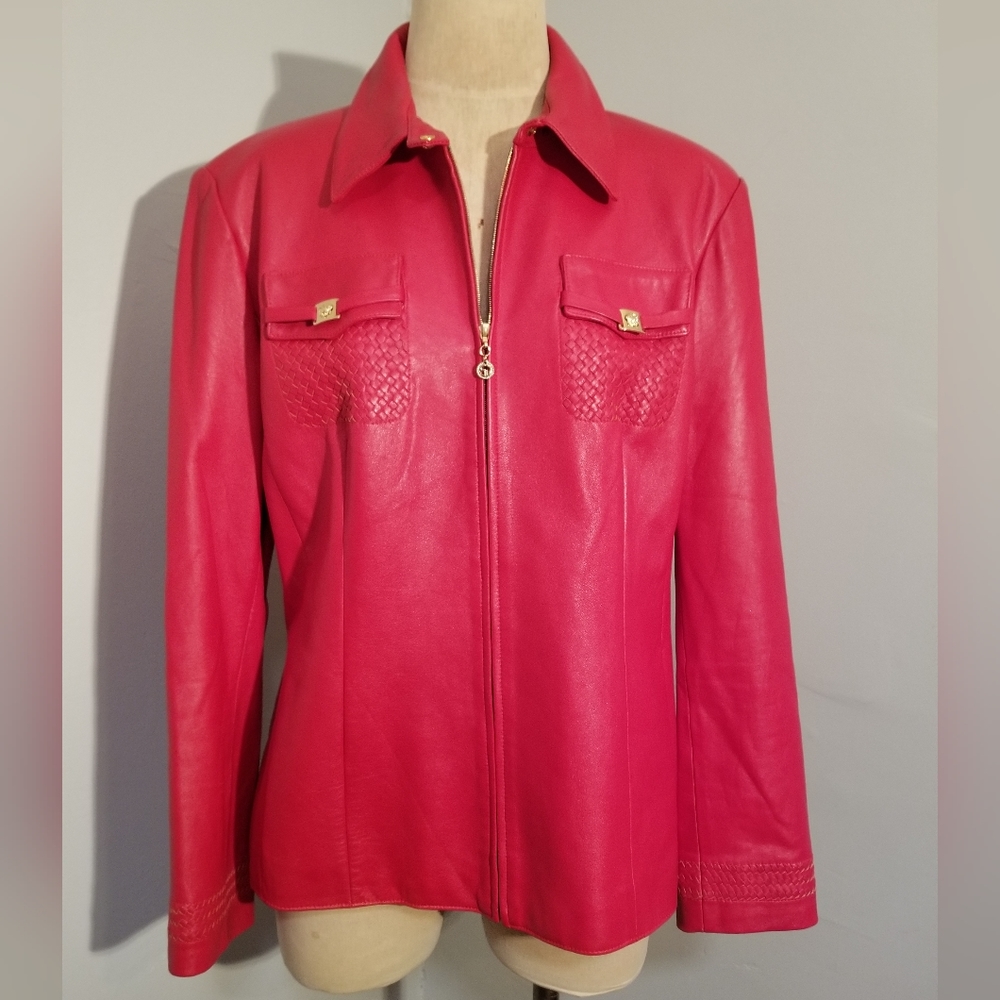 ST JOHN RED LEATHER JACKET GOLD CREST SEXY BIKER CAFE RACER OLD MONEY DESIGNER